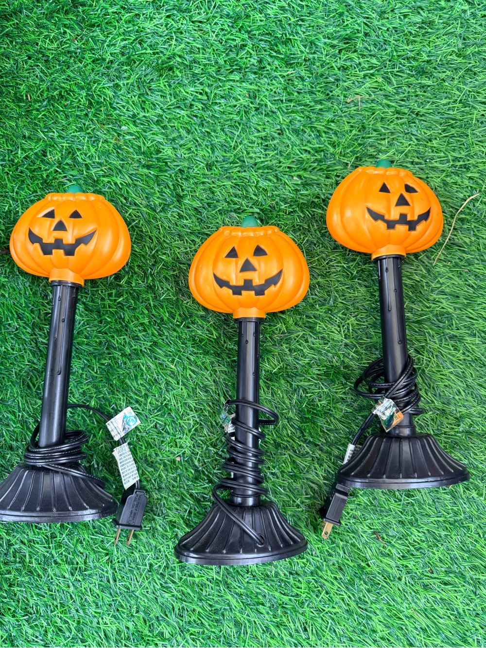 Vintage 2000 Halloween Jack-O’-Lantern Pumpkin Window Lights Set of 3 Electric